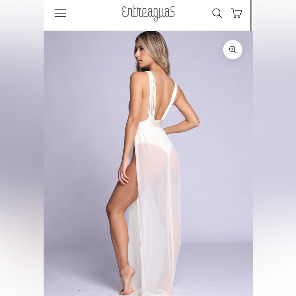 ENTREAGUAS
CORALITO DRESS IVORY